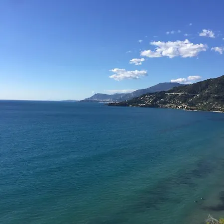 Casa Calandre Mare アパート ヴェンティミーリア